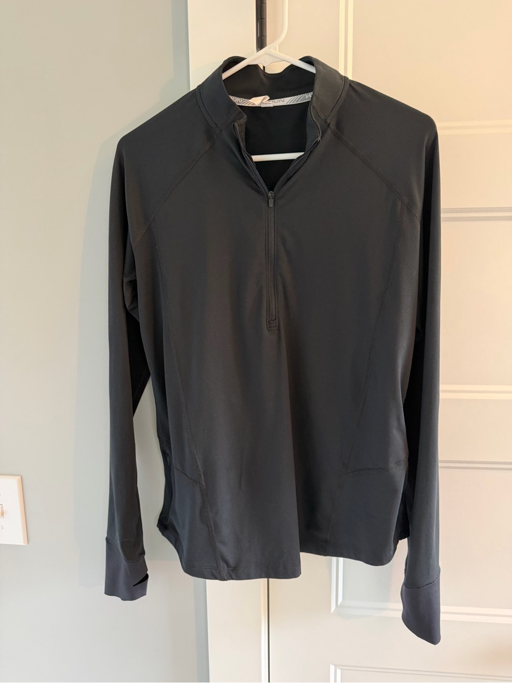 Under Armour Black Quarter-Zip Long-Sleeve Performance Pullover